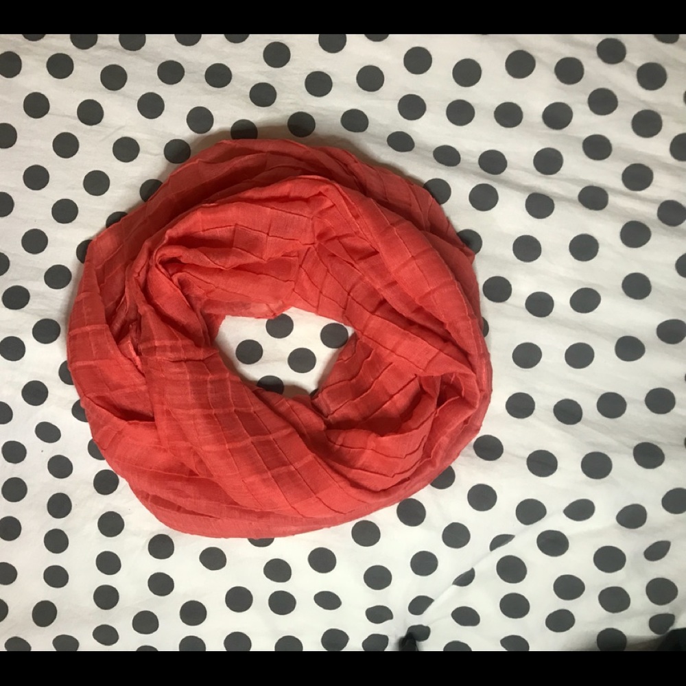 Infinity scarf